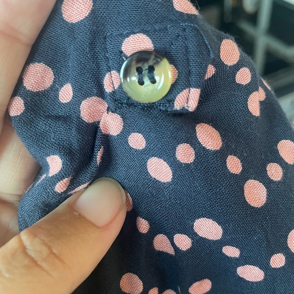 Anthropologie Maeve Woman Medium Navy Button Up Blouse Pink Polka Dots Business - Picture 14 of 14